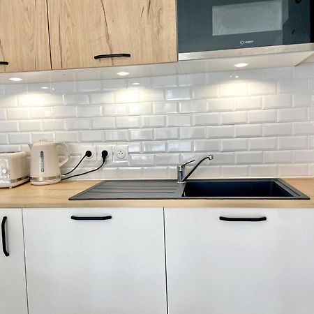 Apartamento 'Cap Riviera' Proche Gare Et Centre Menton Exterior foto