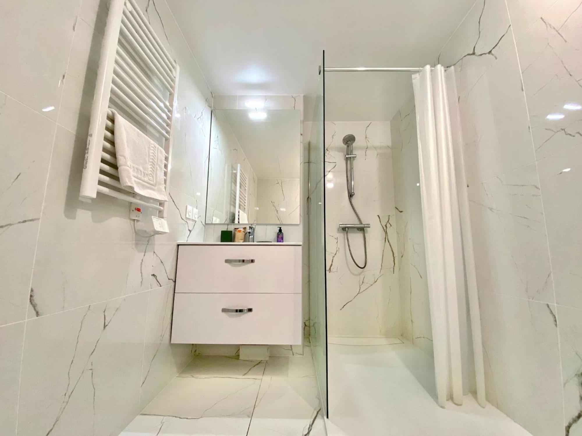 Apartamento 'Cap Riviera' Proche Gare Et Centre Menton Exterior foto