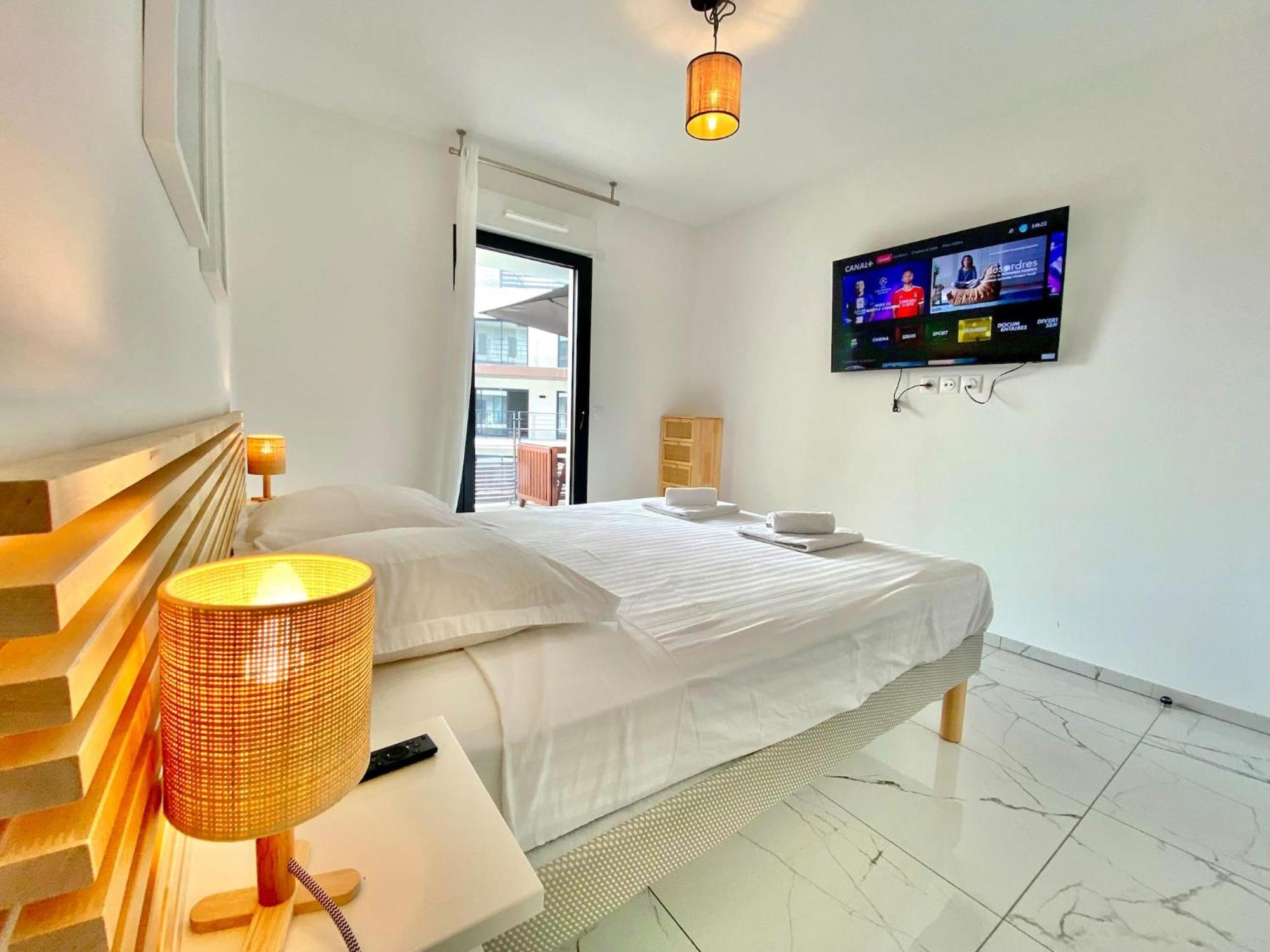 Apartamento 'Cap Riviera' Proche Gare Et Centre Menton Exterior foto